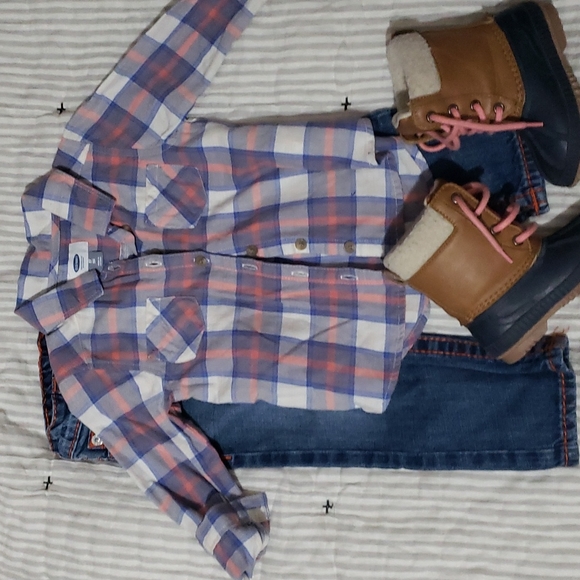 True Religion Other - Old Navy shirt & True Religion jean outfit 3T EUC